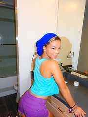 Sexy black teen Ashley fucking hard